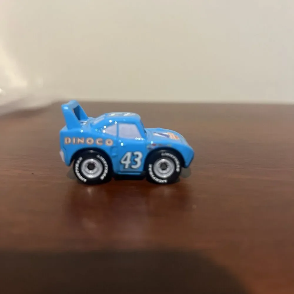 Disney Pixar Cars The King Dinoco 43 Mini Racers Blue Diecast 2017 Mattel